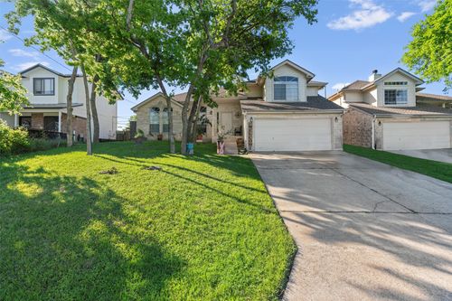 707 Broken Bow Dr, Round Rock, TX, 78681-7402 | Card Image