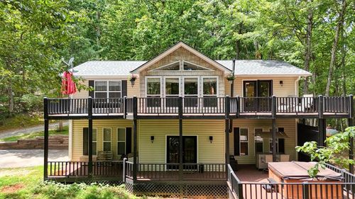 70 Martys Dr, Blairsville, GA, 30512-3481 | Card Image