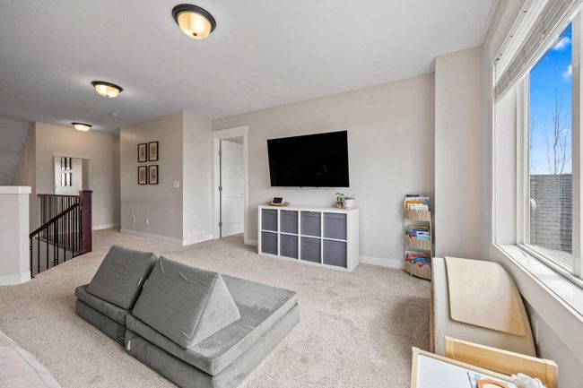 228 Rainbow Falls Green, Home with 3 bedrooms, 3 bathrooms and 4 parking in Chestermere AB | Image 32