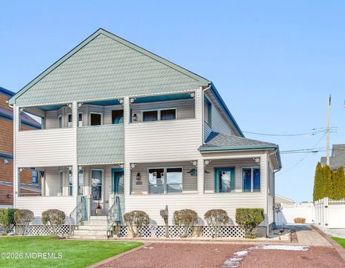 317 Carter Ave, Point Pleasant Beach, NJ, 08742-4120 | Card Image