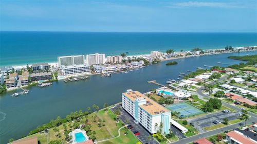 apt-310-10216 Regal Dr, LARGO, FL, 33774-4948 | Card Image