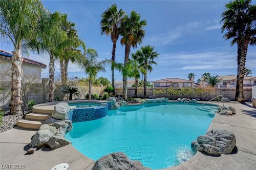 3800 Beacon Point St, Las Vegas, NV, 89129-8303 | Card Image