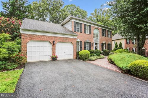 19910 Hamil Cir, GAITHERSBURG, MD, 20886-5651 | Card Image