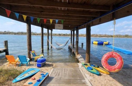 2284 Fm 2031, Matagorda, TX, 77457 | Card Image