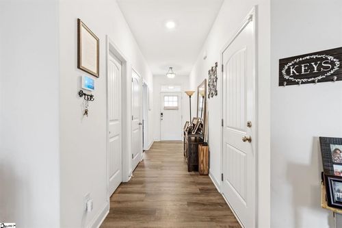 337 Barnhill Ct, Greenville, SC, 29617-1972 | Card Image