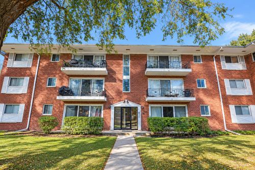 103-10117 Old Orchard Court, Skokie, IL, 60076 | Card Image