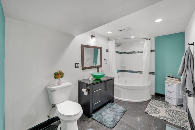 127 Saint Joseph Ave, House other with 2 bedrooms, 2 bathrooms and 1 parking in Joliet IL | Image 24