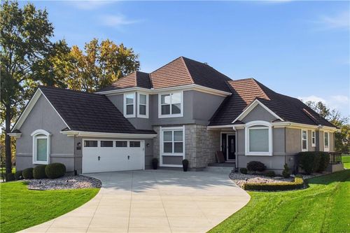 16942 E Heather Ln, Village Of Loch Lloyd, MO, 64012-4173 | Card Image