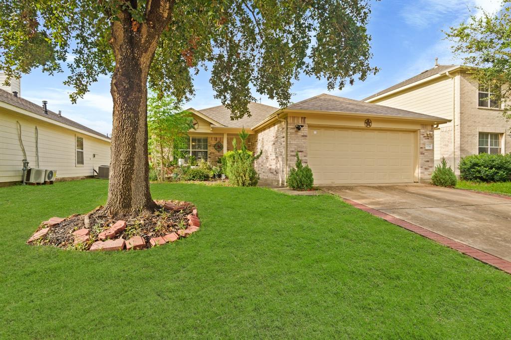 Brisbane Meadows Dr, Katy, TX 77449