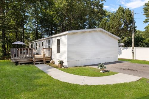 26 Woodridge Dr, Mapleville, RI, 02839-1156 | Card Image