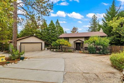 16685 Ernest Ct, House other with 3 bedrooms, 2 bathrooms and null parking in Grass Valley CA | Image 3