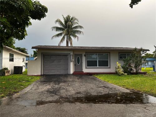 2960-2960 Nw 68th Way, Sunrise, FL, 33313-1027 | Card Image
