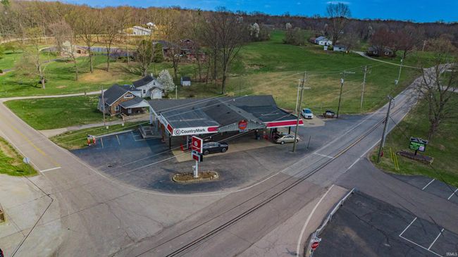 6000 W Saint Joseph Rd, Home with 0 bedrooms, 2 bathrooms and null parking in Evansville IN | Image 9