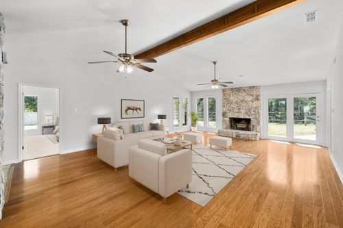 107 Boot Hl, Horseshoe Bay, TX, 78657-5732 | Card Image