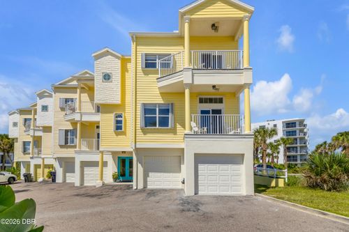 530 Esther St, New Smyrna Beach, FL, 32169-2524 | Card Image