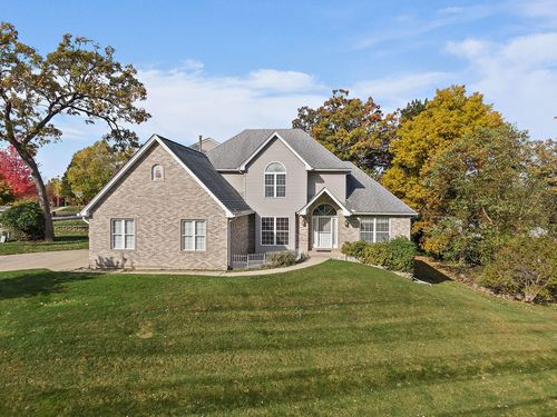 494 Rosewood Dr, Carpentersville, IL, 60110-1930 | Card Image