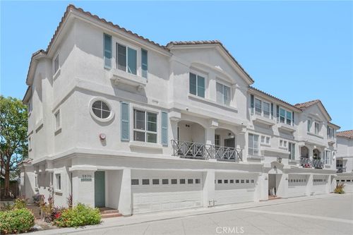 5439 Marine Ave, Lawndale, CA, 90260-1102 | Card Image