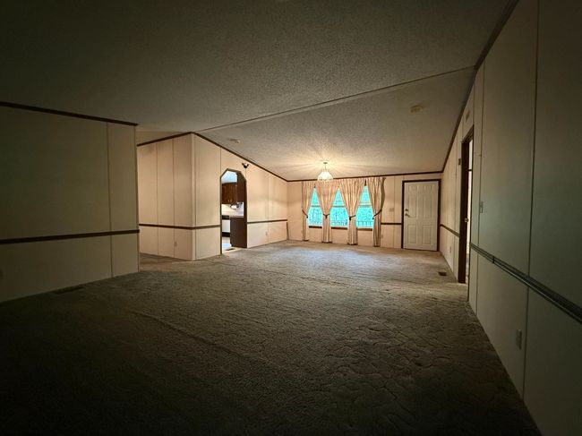 2610 Maple Spring Hwy, House other with 3 bedrooms, 3 bathrooms and 3 parking in Eglon WV | Image 6
