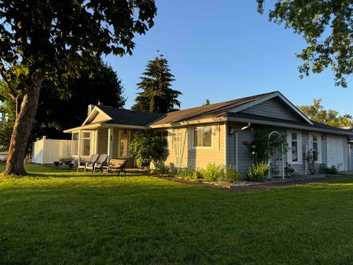 22641 Kendrick Loop, Maple Ridge, BC, V2X8Y9 | Card Image
