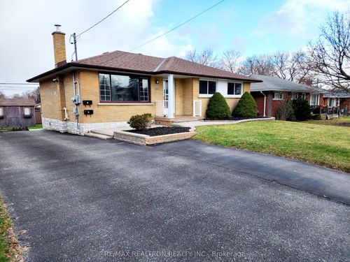 58 Athabasca St, Oshawa, ON, L1H7H6 | Card Image
