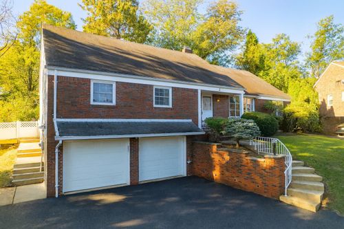 2 S Audlen Ter, Springfield, NJ, 07081-2110 | Card Image