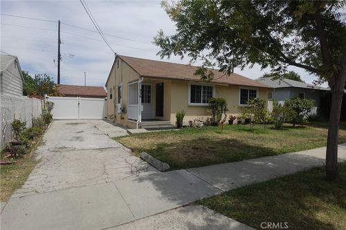956 S Philadelphia St, Anaheim, CA, 92805-5561 | Card Image