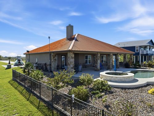 125 Dockside Dr, Rockport, TX, 78382-4437 | Card Image