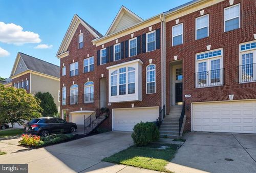 1515 Artillery Ter Ne, LEESBURG, VA, 20176-6625 | Card Image