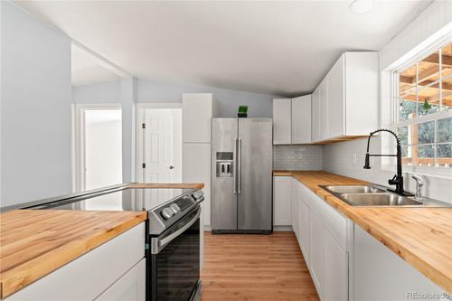 12205 Perry St, Broomfield, CO, 80020-5318 | Card Image