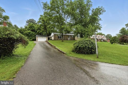 3126 Rices Ln, BALTIMORE, MD, 21244-1304 | Card Image