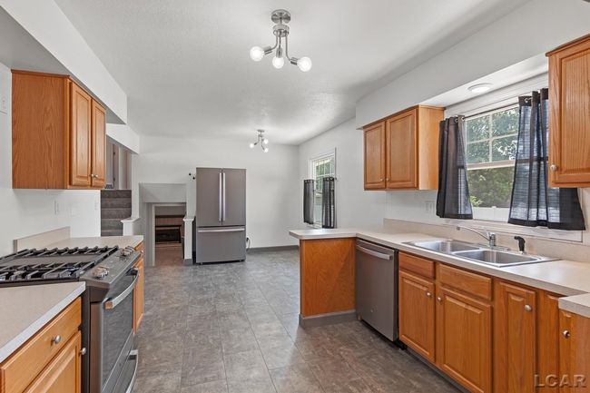 50182893-974034d5-bf06-4889-80f3-1f647e70929f.JPG | Image 8