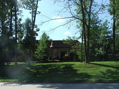 apt-268-5800 Coach Gate Wynde, Louisville, KY, 40207-2242 | Card Image