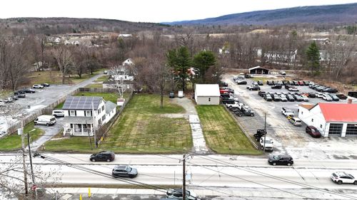 153 Northside Dr, Bennington, VT, 05201-1721 | Card Image