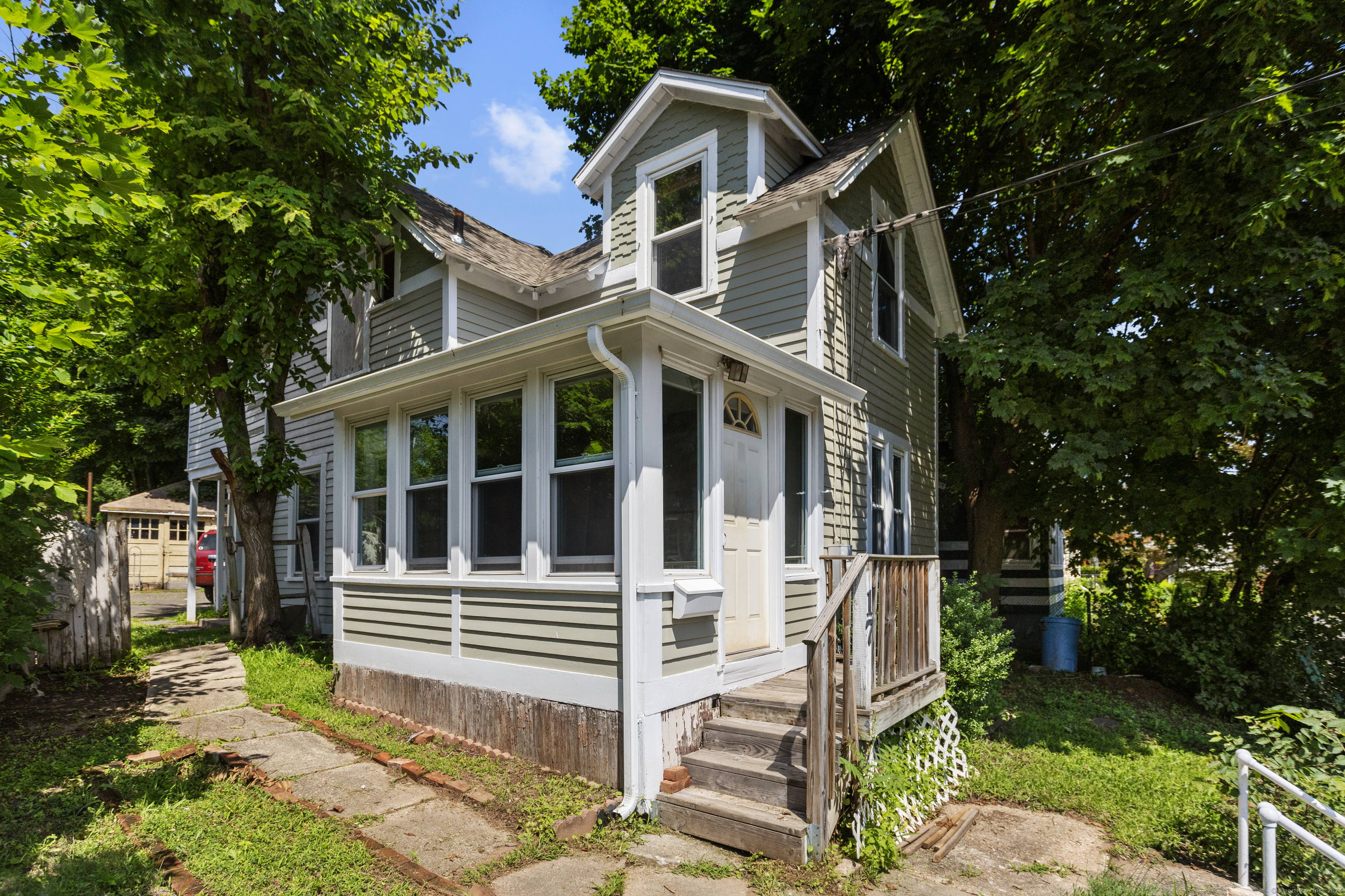 Greenwood St, New Britain, CT 06051