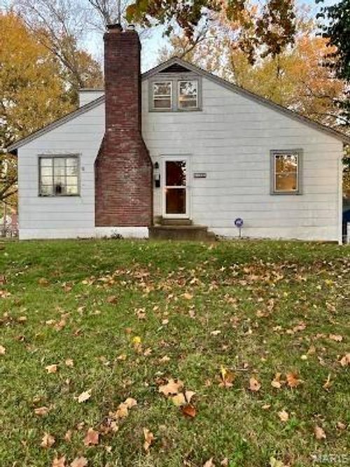 10026 Jeffrey Dr, Saint Louis, MO, 63137-3915 | Card Image