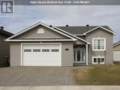 95 Central Creek Dr, Home with 5 bedrooms, 3 bathrooms and null parking in Sault Ste. Marie ON | Image 1