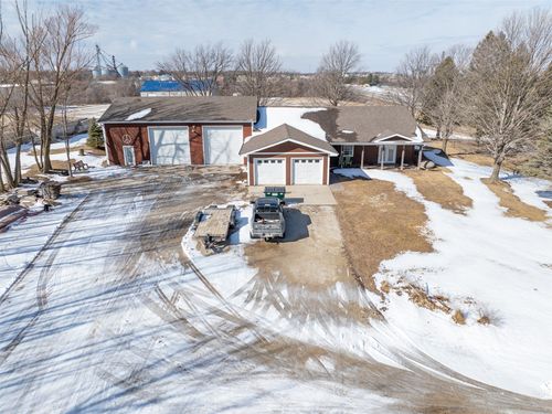 812 E State Highway 92, Winterset, IA, 50273 | Card Image