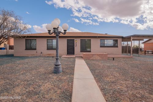 5828 E 36th Street, Tucson, AZ, 85711 | Card Image