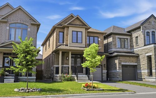 83 Marcel Brunelle Dr, Whitby, ON, L1P0G6 | Card Image