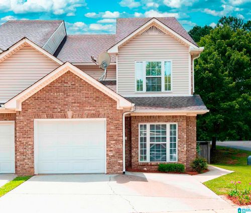 4081 River Walk Ln, VESTAVIA HILLS, AL, 35216-6807 | Card Image