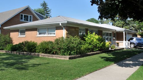 1201 Raymond Ave, La Grange Park, IL, 60526-1357 | Card Image