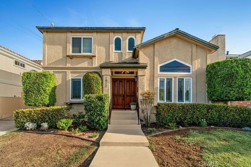 a-1912 Harriman Ln, Redondo Beach, CA, 90278-4226 | Card Image