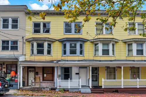 132 N 8th St, SHAMOKIN, PA, 17872-5609 | Card Image