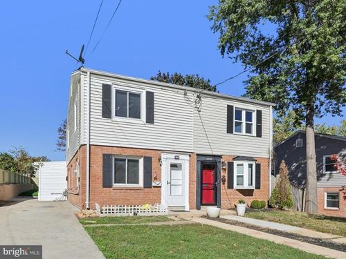 5824 Fifer Dr, ALEXANDRIA, VA, 22303-1917 | Card Image