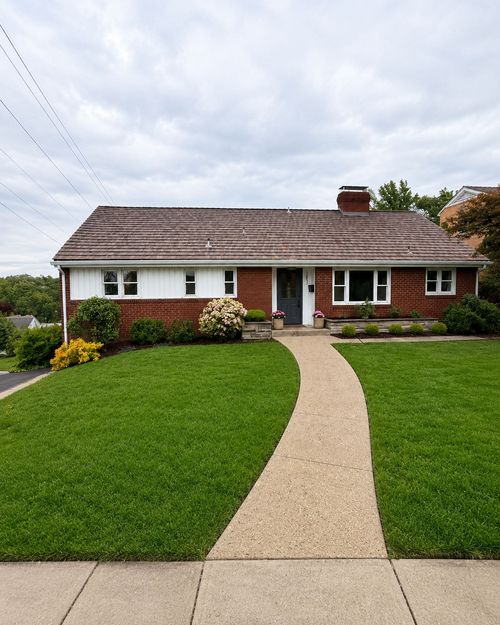 1083 Firwood Dr, Mt. Lebanon, PA, 15243 | Card Image