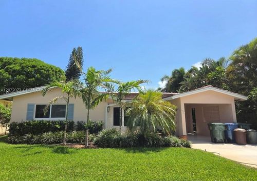 1524 Ne 37th St, Oakland Park, FL, 33334 | Card Image