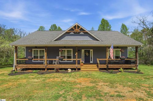 127 Clark Ln, Easley, SC, 29640-9321 | Card Image