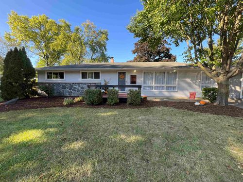 4001 Inwood Ct, Fort Wayne, IN, 46815-6719 | Card Image