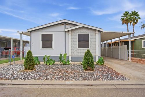 85-5901 Newbrook Cir, Riverbank, CA, 95367-2889 | Card Image
