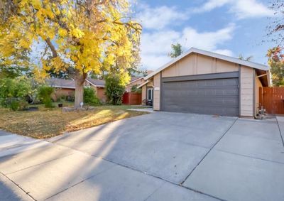 119 Swale Ct, House other with 3 bedrooms, 2 bathrooms and null parking in Sacramento CA | Image 3